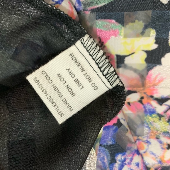 BCNU Semi-Sheer Floral Print Top blouse - Picture 8 of 8